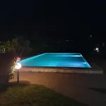 Immersa Nella Natura -piscina Condivisa- Apartmán *